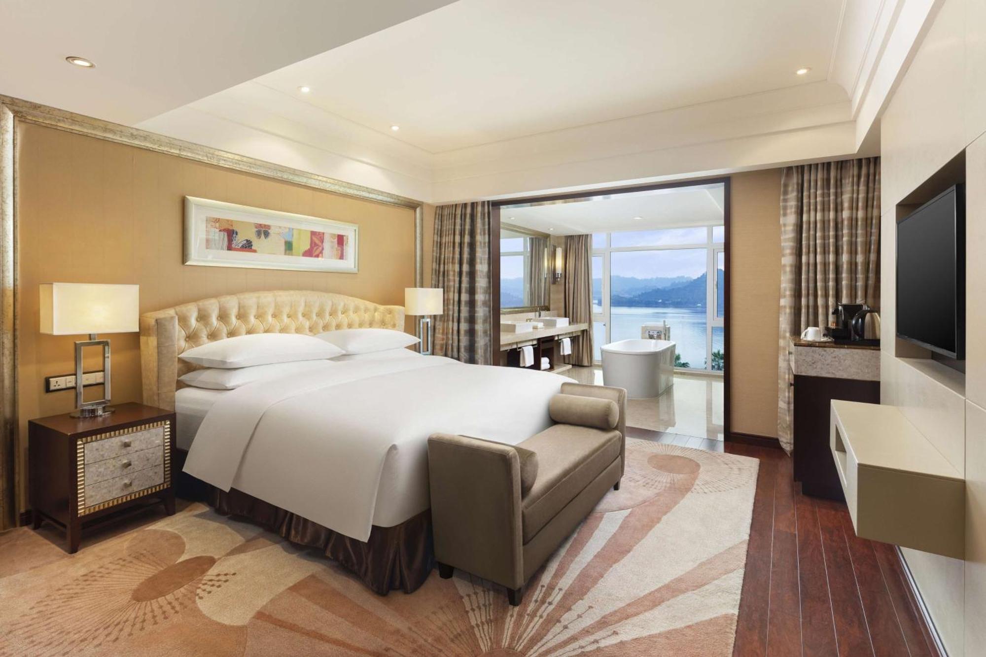 Hilton Hangzhou Qiandao Lake Resort Qianwu Bagian luar foto